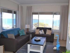 Gallery image of Caravel Beach House Mandurah in Wannanup