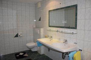 Kúpeľňa v ubytovaní Ferienwohnung Schiestl