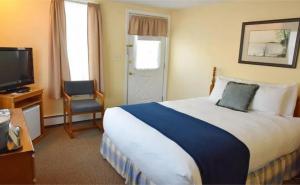 Gallery image of Wilson Lake Inn in Wilton