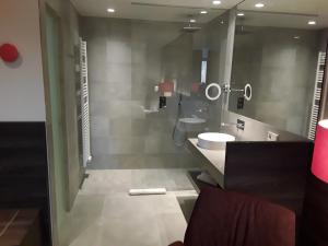 Vannituba majutusasutuses Hostellerie Stafelter