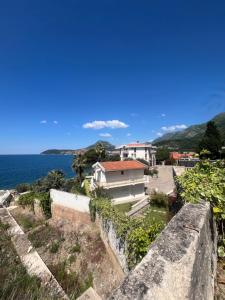 a view of the ocean from a wall at Obala Ineks in Sutomore