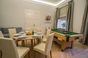 Fotografie z fotogalerie ubytování Ruterra Apt with Sauna and Billiards v Praze + 37 fotografií