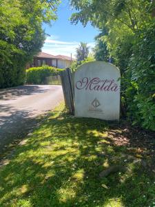 a sign for a maratha sign on the side of a road at Domaine du Malda Côte Basque in Anglet
