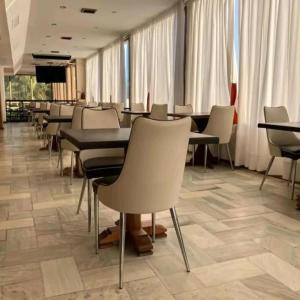 Χώρος καθιστικού στο Intersur Colon Hotel