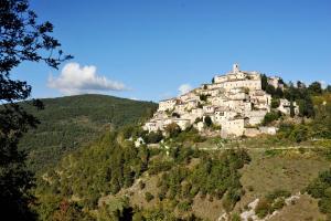 Gallery image of Casa Due Archi Labro in Labro