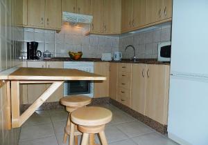 Kuchnia lub aneks kuchenny w obiekcie Luxury Apartment Balcon de Jandía