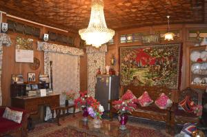 Gallery image of Lake Palace Group Of House Boats in Srinagar