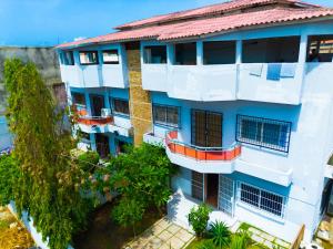 an overhead view of an apartment building at Guesthouse Chez Marco in Cotonou