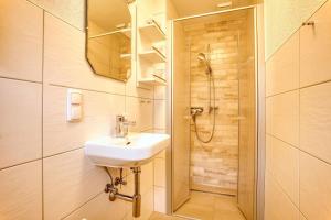 Gallery image of FeWo Hannah by Pharus Appartements in Zinnowitz +4 photos