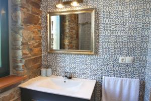 Fotografie z fotogalerie ubytování Apartamentos Bouso v destinaci Villaframil