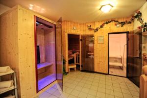 Kuchyň nebo kuchyňský kout v ubytování Gletscher-Landhaus Brunnenkogel
