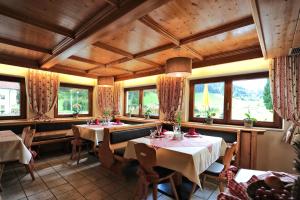 Restaurace v ubytování Gletscher-Landhaus Brunnenkogel