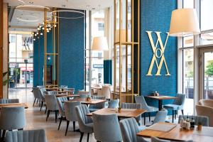 Un restaurant sau alt loc unde se poate mânca la Hotel WOW