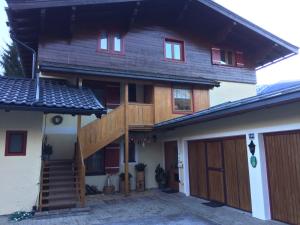Budynek, w którym mieści się apartament
