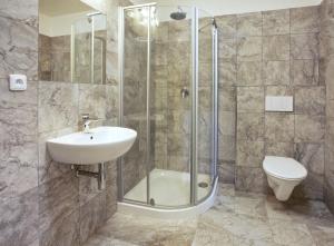 Φωτογραφία από το άλμπουμ του U jezera Laka σε Prasily