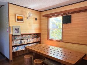 Perpustakaan di asrama