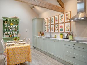 Gallery image of The Woodshed in Lower Boddington