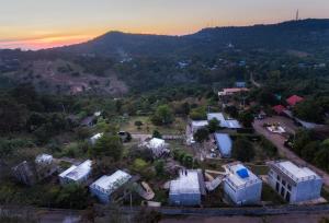 Φωτογραφία από το άλμπουμ του Twelve Oclock Resort σε Si Khio +14 φωτογραφίες