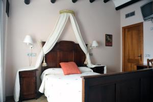Posteľ alebo postele v izbe v ubytovaní Hotel Restaurant Verdià