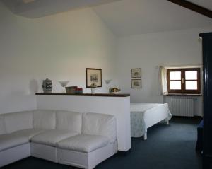 Posezení v ubytování B&B Monvicino + 6 fotografií