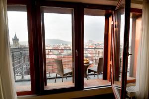 Nespecifikovaný výhled na hory nebo výhled na hory při pohledu z hotelu