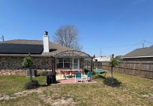 a house with solar panels on the roof at La SeaEsta in Navarre