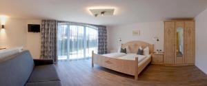 Postel nebo postele na pokoji v ubytování Residence Rautal B&B ***S + 37 fotografií