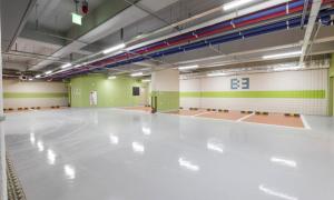 an empty gymnasium with an empty ice rink at Uiwang Milos Hotel in Uiwang