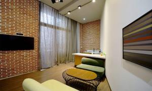 Televisyen dan/atau pusat hiburan di Seomyeon Hound Hotel 1st Street