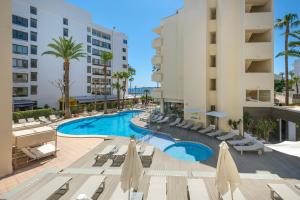 an image of the pool at the resort at Cabot Cap de Mar Spa in Cala Bona