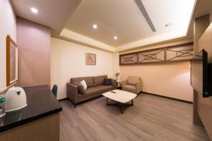 Posezení v ubytování Sir Motel - Sanchong + 25 fotografií