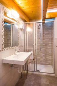 Koupelna v ubytování Bio Agritur Le Millemele