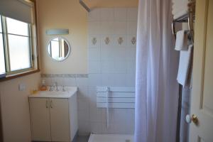 Ένα μπάνιο στο Avoca Cottages VICTORIA +56 φωτογραφίες