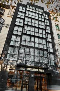 Budynek, w którym mieści się hotel