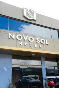 a kovo coil hotel sign on the side of a building at Hotel Novo Sol in Petrolina