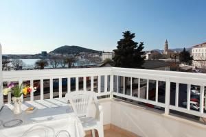 Photo de la galerie de l'établissement Apartments Villa Simoni, à Split