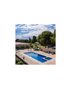 an overhead view of a pool at a resort at Robinvale Golf Club Resort in Robinvale 