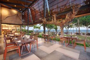 Restoran atau tempat lain untuk makan di Katamaran Hotel & Resort Lombok