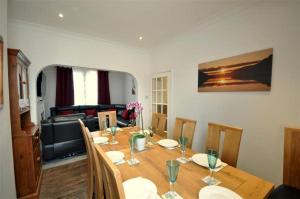 Gallery image of Ocean House - Weymouth in Weymouth
