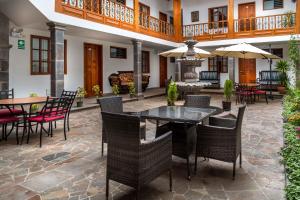 Posezení v ubytování Illa Hotel