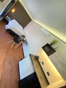 an overhead view of a living room with a couch at Cabaña San Pedro 2 in Concepción +1 photo