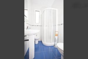 A bathroom at Casa Lenore
