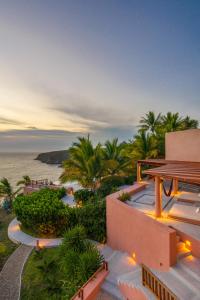 a view of the ocean from a resort at Villa La Ceiba in La Huerta
