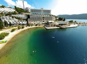 an aerial view of a beach and a resort at Apartments Sunce in Neum