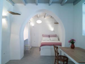 Gallery image of Tutti Blu Tinos Living Space in M&eacute;si