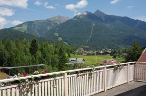 Zdjęcie z galerii obiektu Ferienhaus Irene w mieście Seefeld in Tirol