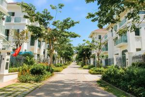 a street in a city with buildings at Hana Village Garden Tropical Bãi Khem in Phú Quốc