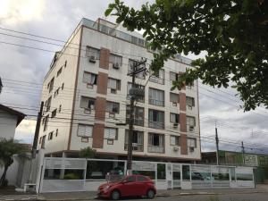 Gallery image of Apartamento Astúrias 2 Dorms Ar Cond in Guarujá