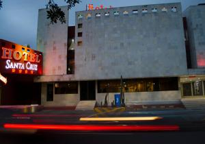 Το κτήριο όπου στεγάζεται  το ξενοδοχείο +20 φωτογραφίες