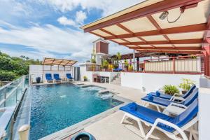 Bazén v ubytování Kata Beach Studio Phuket nebo v jeho okolí